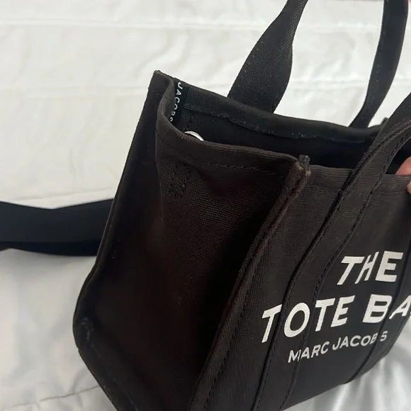 Marc Jacobs Black Tote Bag - Picture 5 of 7